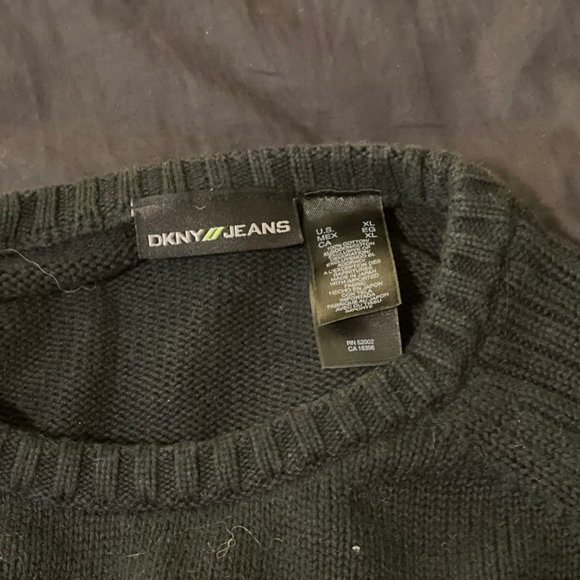 Sweater - Picture 3 of 7